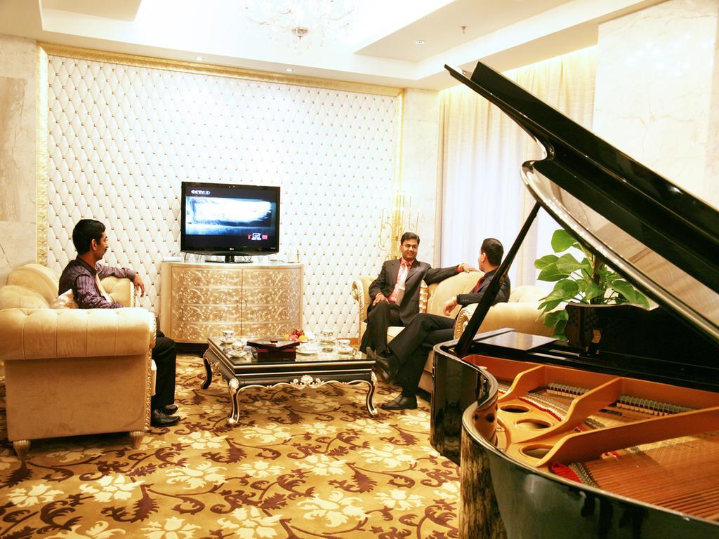 Glarun Jinling Hotel Nanquim Exterior foto